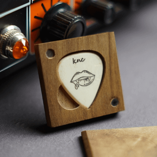 handmade-bone-guitar-pick-texture-detail